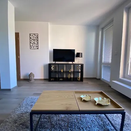 Apartamento černá Růže- 5 Plzeň