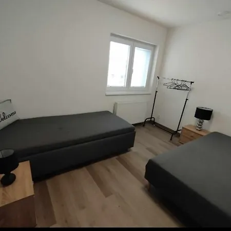 Apartment Cerna Ruze- 5 Plzen