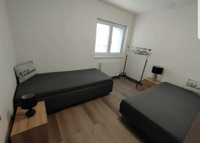 Appartement Cerna Ruze- 5 Plzeň